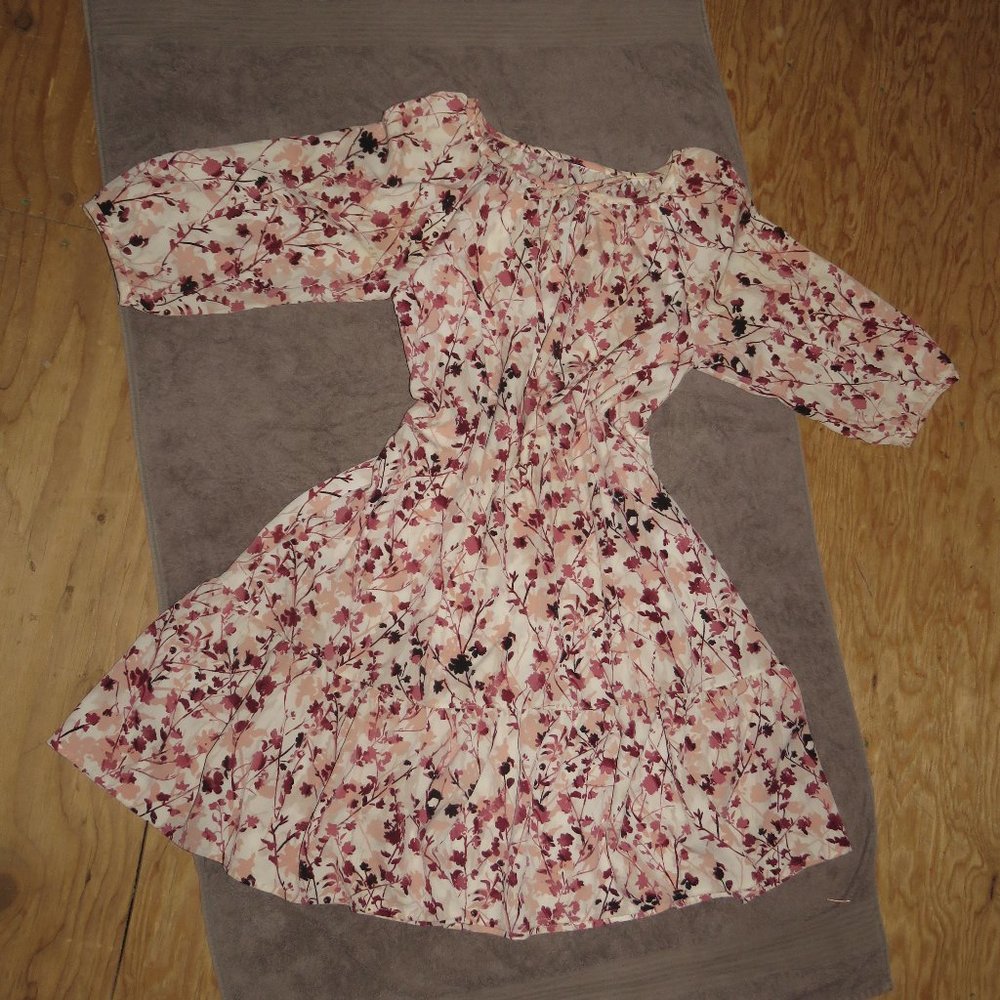 Floral Ruffled Dress - Picture 3 of 4